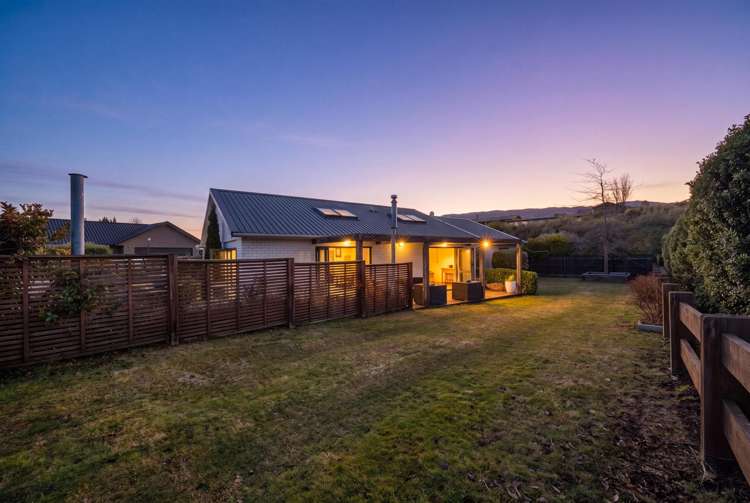 11 and 11A Niger Street Wanaka_27
