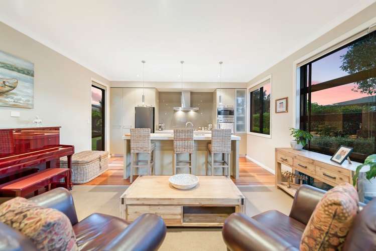 18 Corsica Way Karaka_4