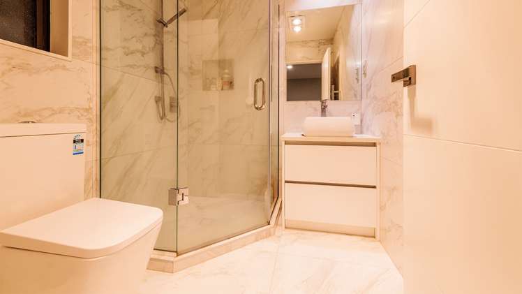 21 Quattro Avenue Flat Bush_22