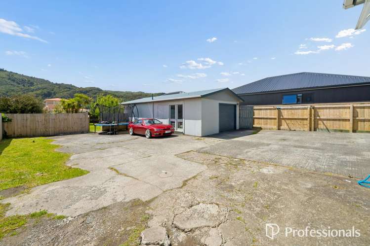 13 Main Road Wainuiomata_20