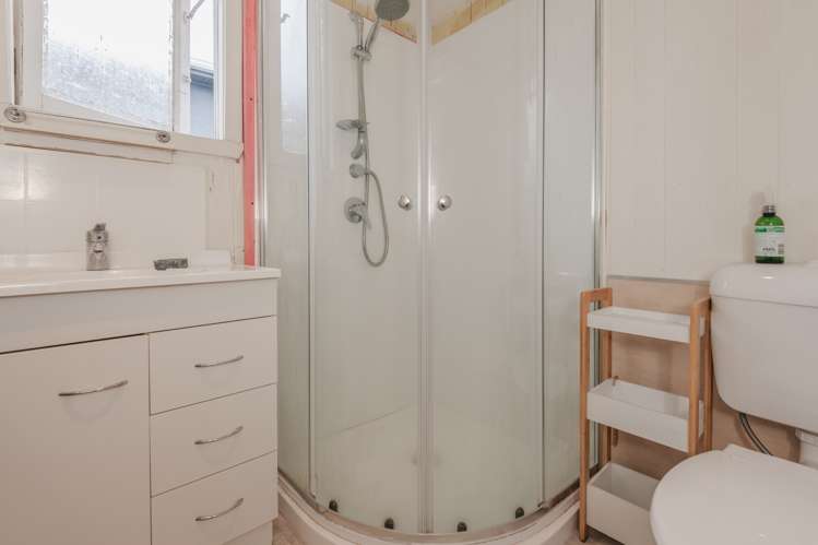 488 Tremaine Avenue Takaro_9