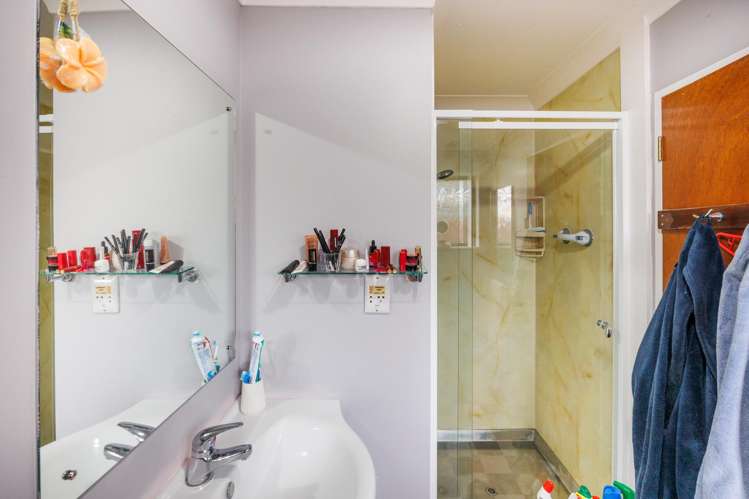 135 Amberley Avenue Highbury_12