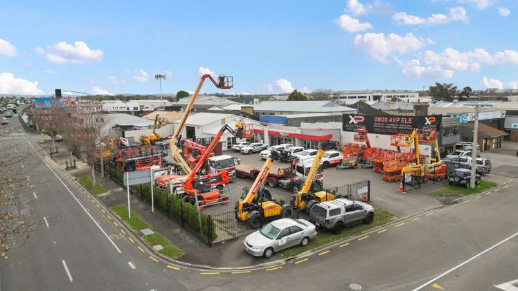 Cnr Haig St and Hall St Frankton_0