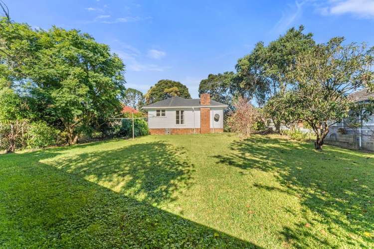 40 Blease Street New Lynn_12