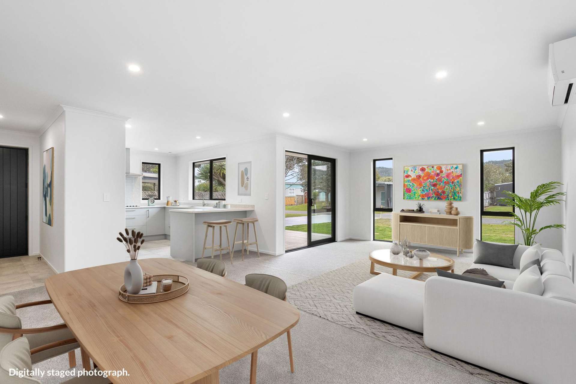 101 The Square Whangamata_0