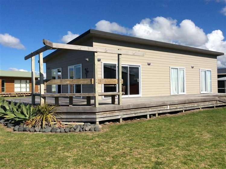 186 Ngaio Drive Matarangi_1