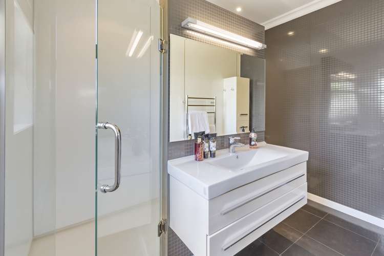 27 Aldon Lane The Gardens_16