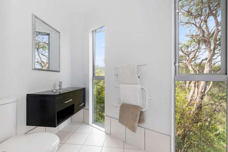 96 Victory Road Laingholm_17