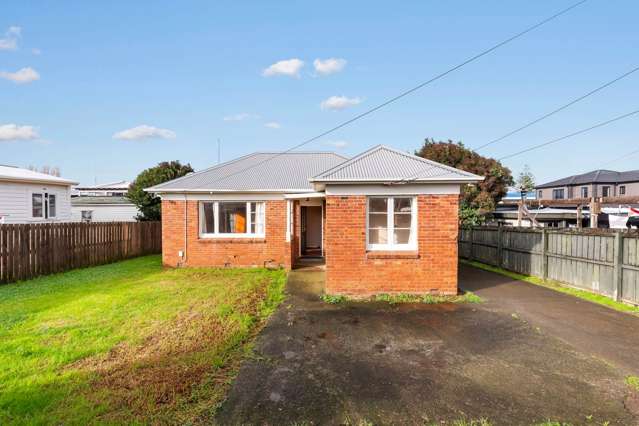 Classic Do-Up with Huge Potential in Papatoetoe