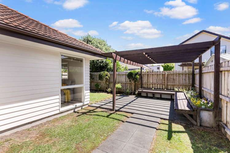 10 Sires Parkway Takanini_8