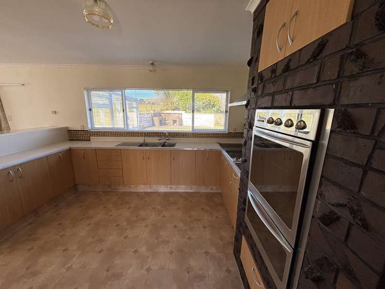 100 Newell Road Tokoroa_9