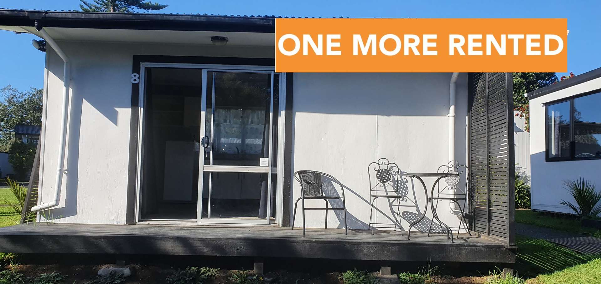 Cabin 6/15 Rangiwhea Rd, Sandspit Motorcamp Waiuku_0