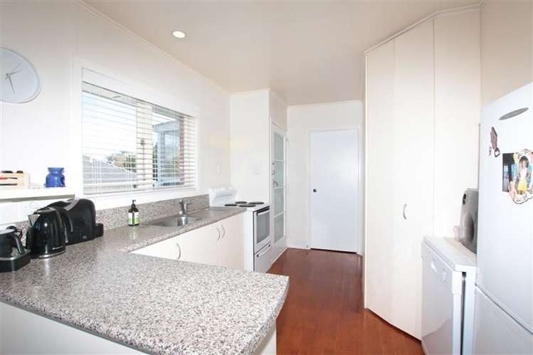 21 Essex Street Te Atatu South_1