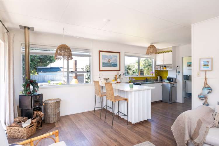 116 Harper Road Waimarama_6