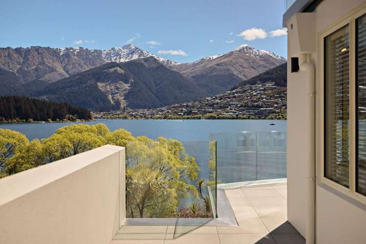 635 Peninsula Road Kelvin Heights_26