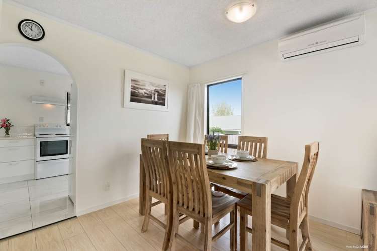 3/66a Birkdale Road Birkdale_4