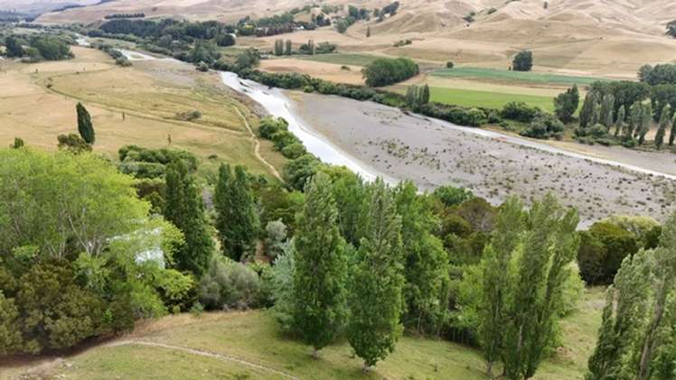 2/493 Kahuranaki Road_0