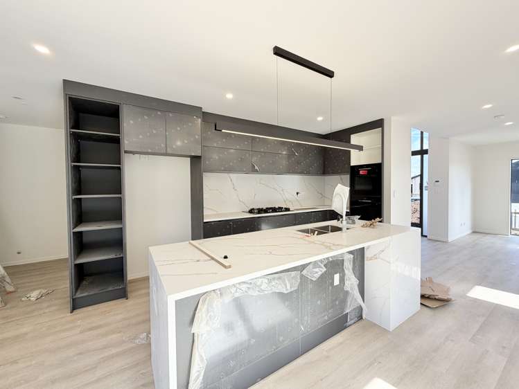 9 Tukutata Crescent_3