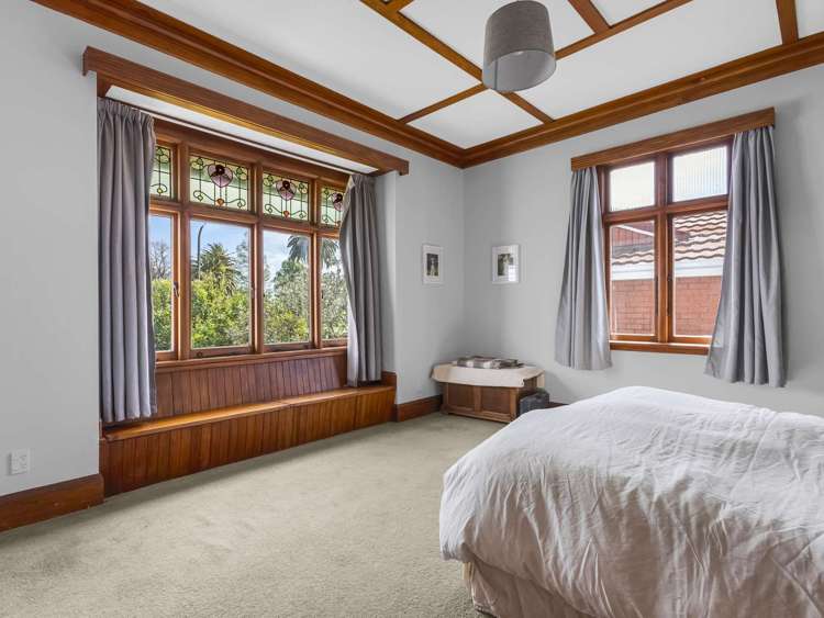 89 Georges Drive Napier South_13