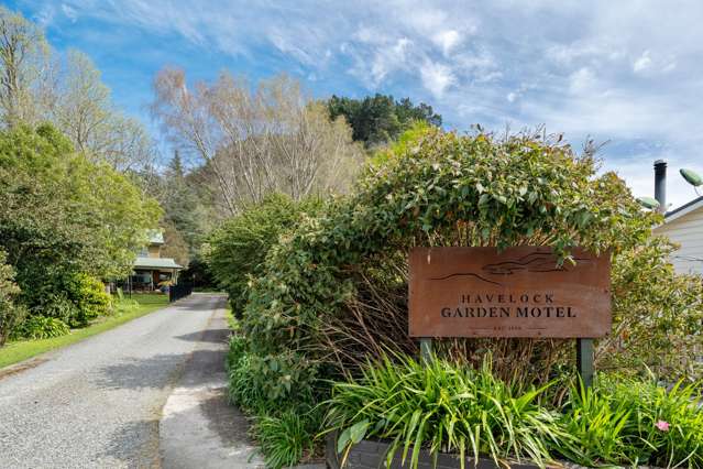 71 Main Road Havelock_1