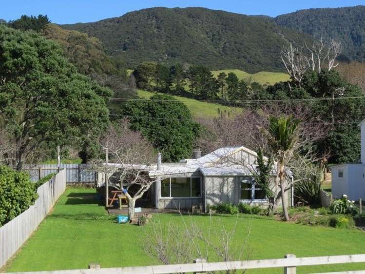 1647 Port Charles Road Port Charles_5