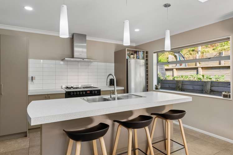 14 Leanne Way Waikanae Beach_7