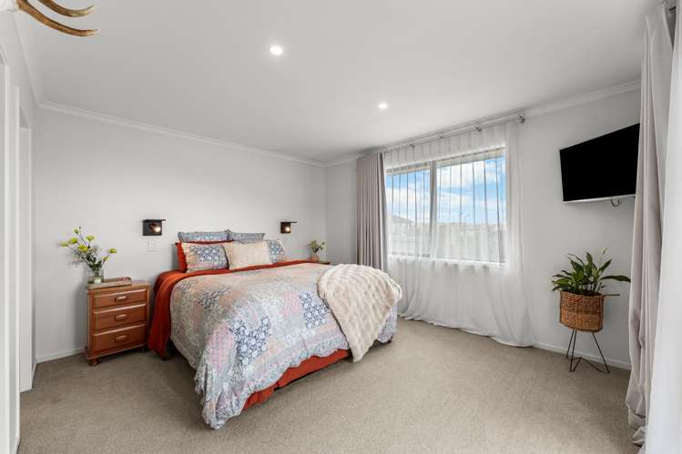 23 Opouatu Avenue Glenbrook_10