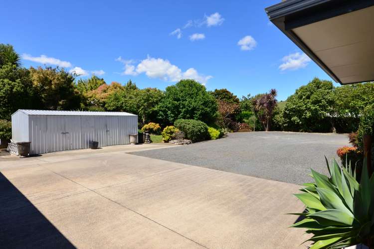 67 Highbrook Way Whatawhata_5