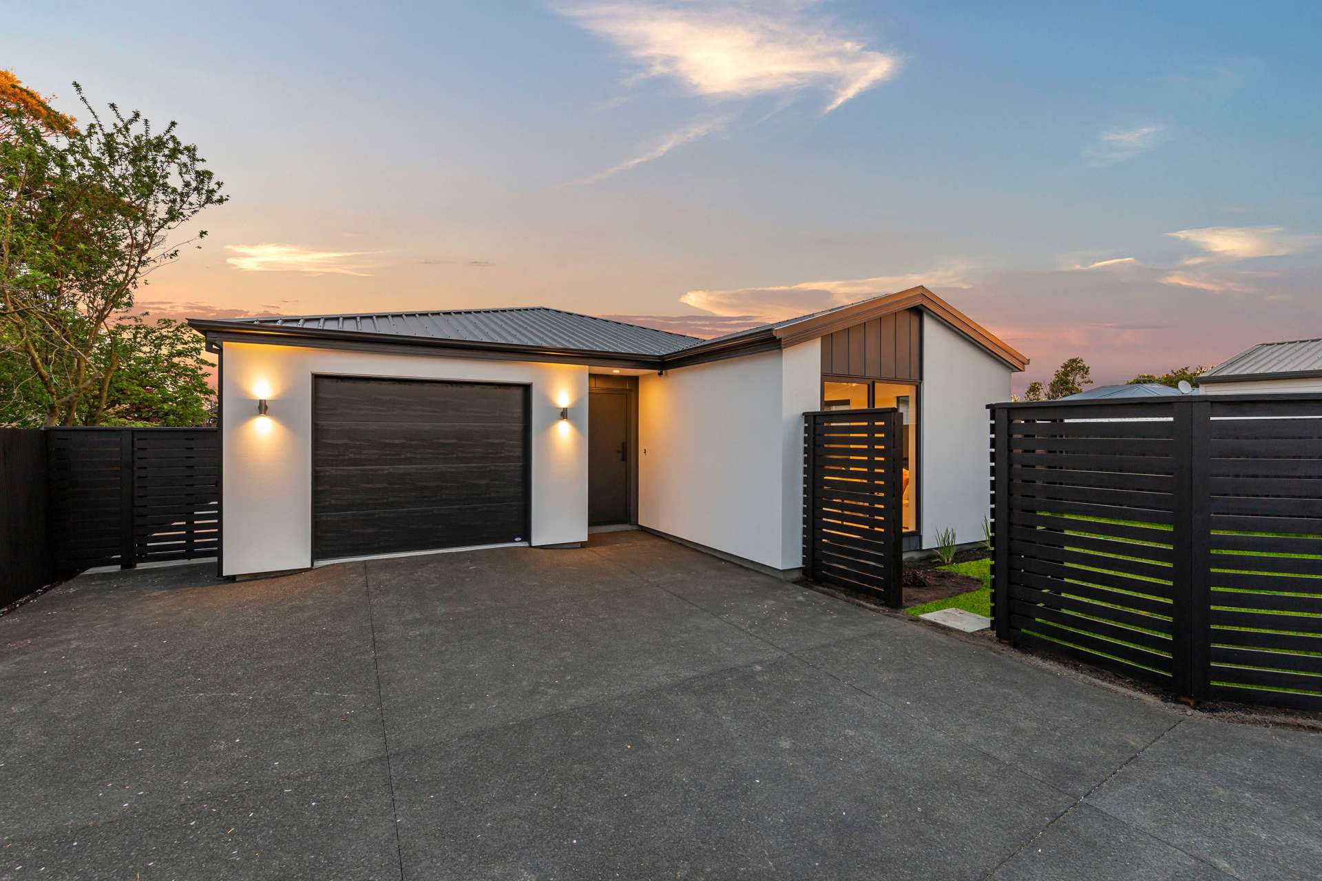 2/10 Farquhars Road Redwood_0
