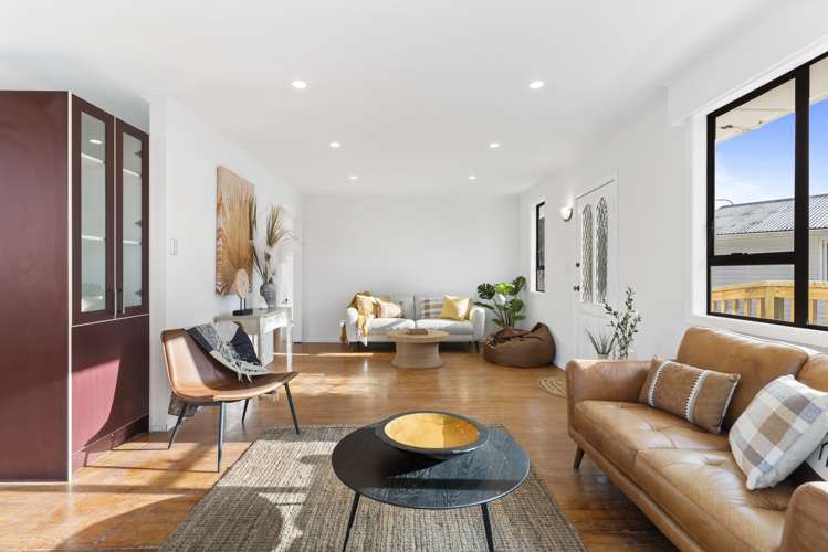 29 Crocombe Crescent Beach Haven_8