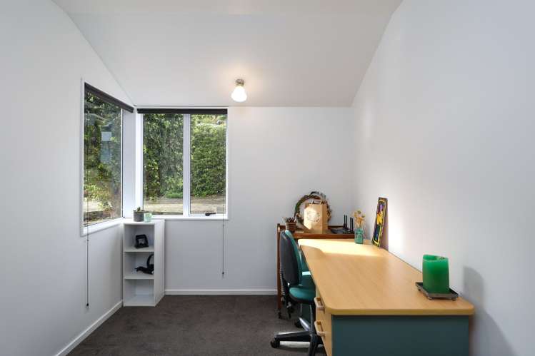 64 Tresillian Avenue Marybank_17