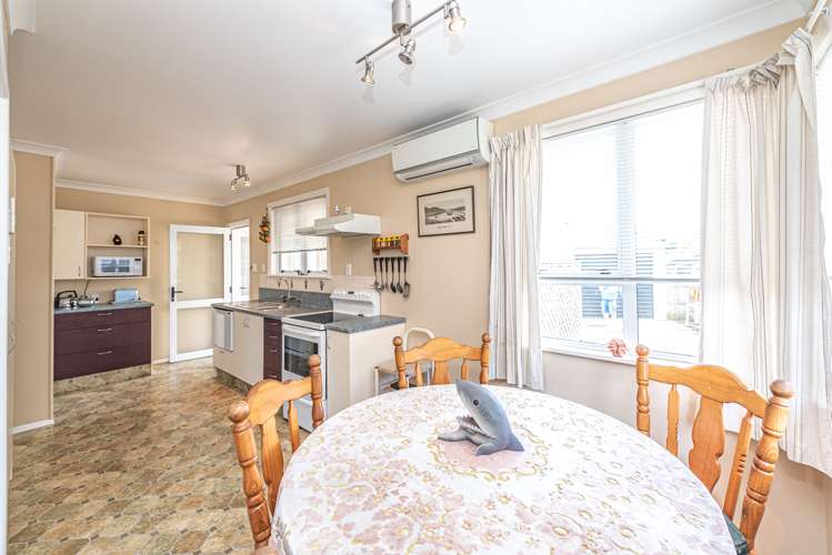 40 Selwyn Crescent College Estate_5