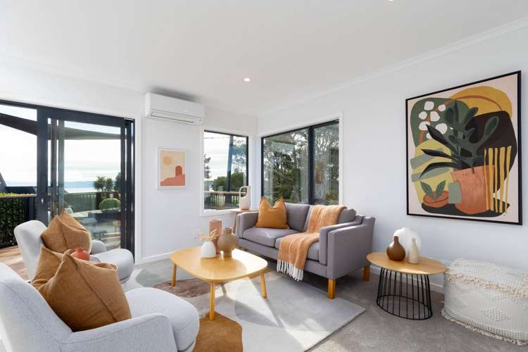 319 Princes Drive Britannia Heights_8