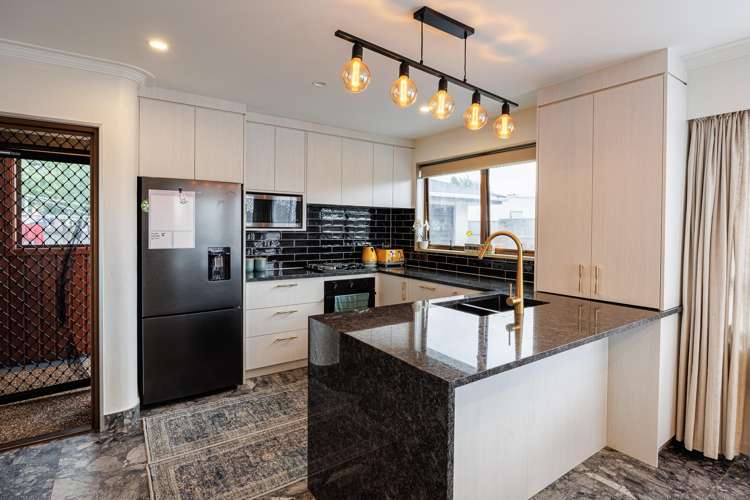 3 Nicholson Street Mayfair_5