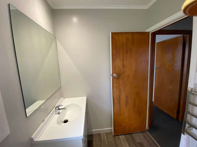 2/8 Chapel Street Papakura_11