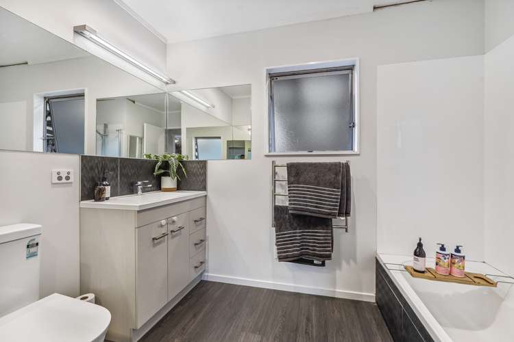 10 Taranui Place Henderson_9