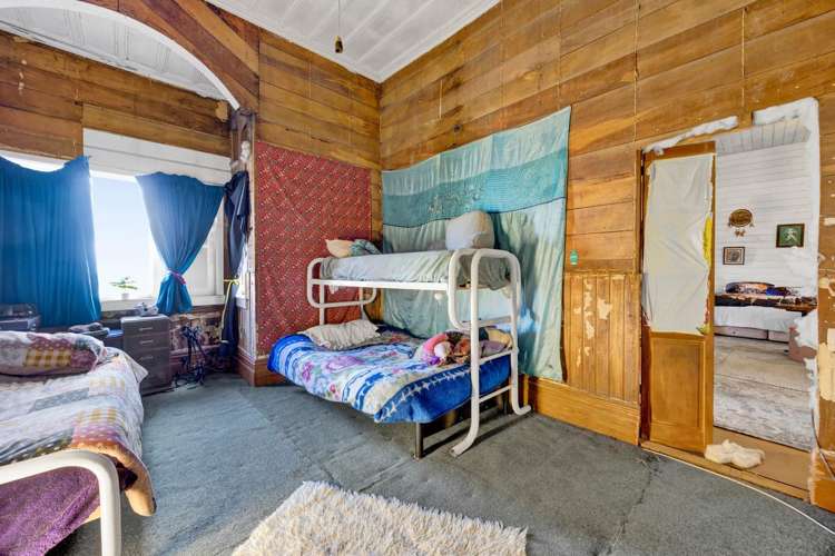 2124 Eltham Road Awatuna_13