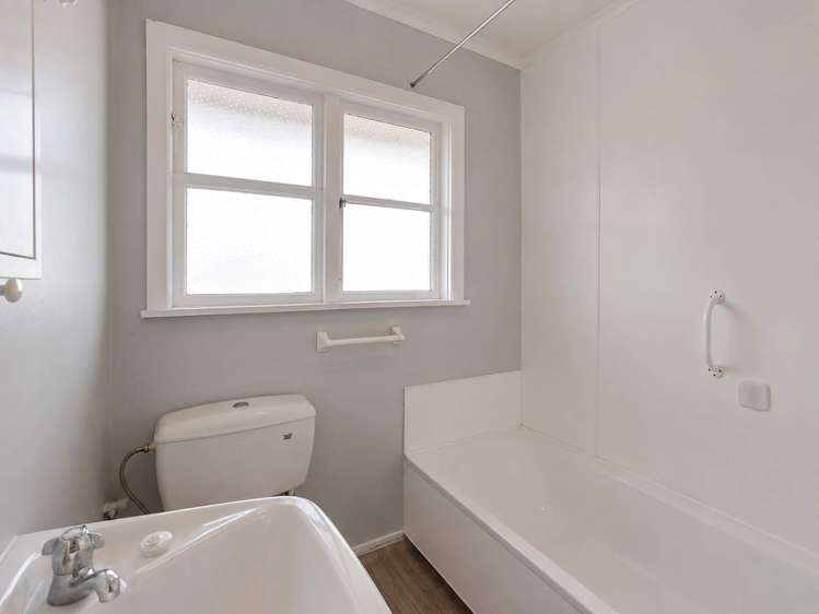 6/64 Gibbons Street_5
