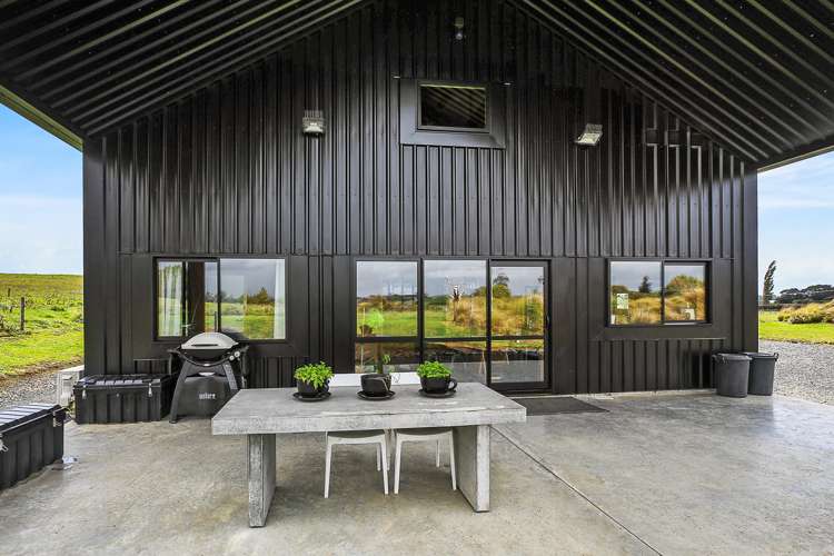 23 Metcalfe Road Ngahinapouri_14