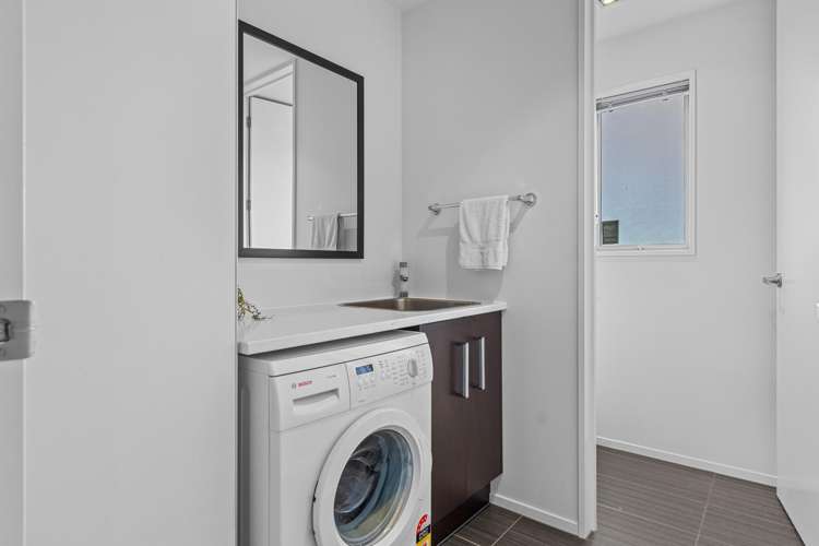 7 Somerville Crescent Aidanfield_17