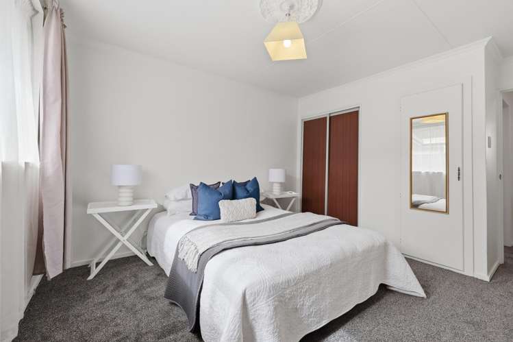 12C Baker Street Caversham_7