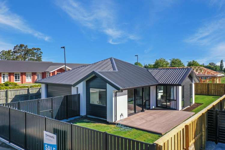 241 Racecourse Road Allenton_33