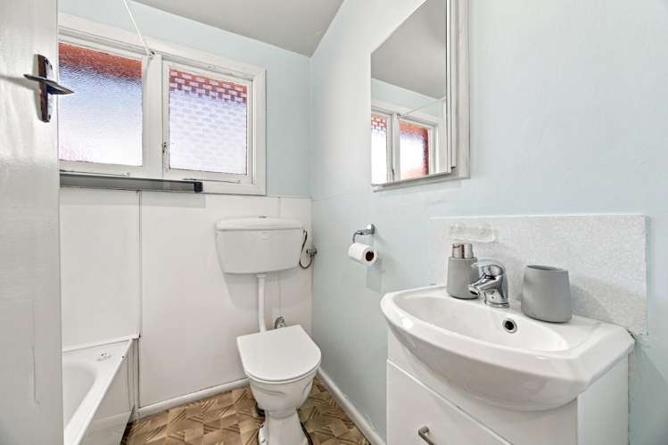 2/31 Percy Street Phillipstown_11