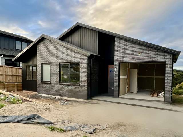 Modern Lifestyle, Coastal Breeze - Welcome to Ara Hills
