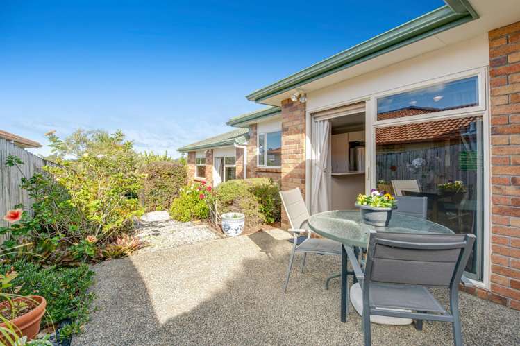 25 Chesterfield Way Orewa_4