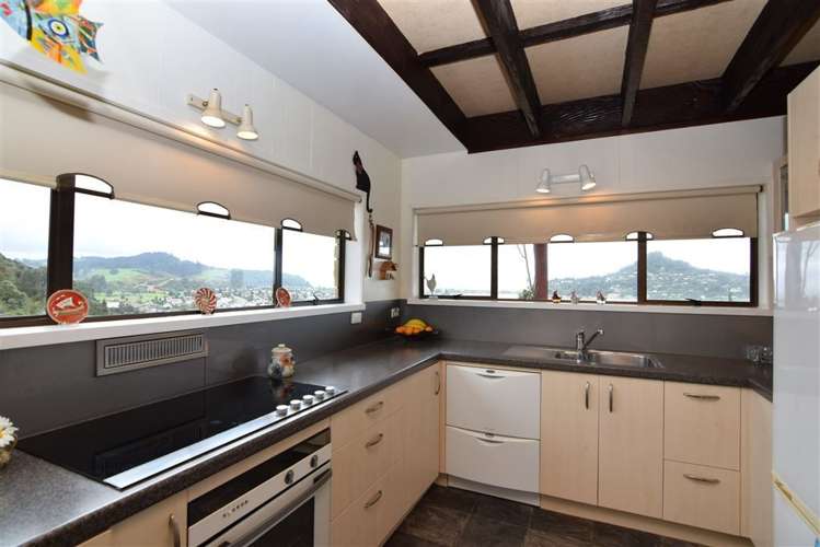 10 Pine Grove Tairua_8