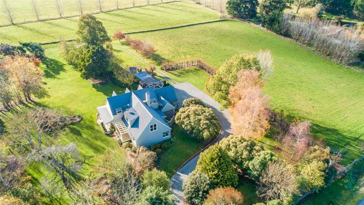 49 Fawcetts Road Ashley_32