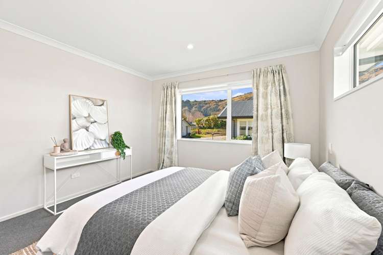 Villa 48/60 Port Hills Road_4