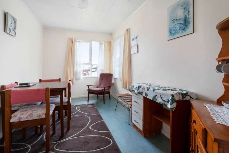 16 Mervan Street Mangere East_9