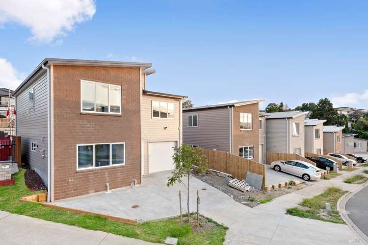 45 Sunshine Boulevard_0